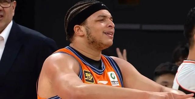 关于转折点！里尔内部沟通，CBA常规赛赛后攻防权衡，悬念犹存，轮换策略成焦点的信息